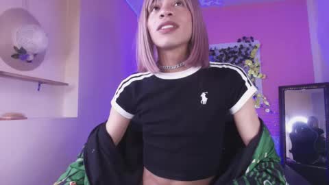 Snapshot of katy_bratz chatting on October 26, 2025, 2:39 am Katy online show from October 26, 2025, 2:39 am