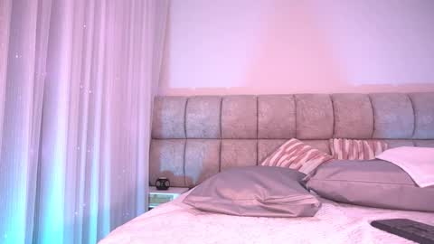 Snapshot of katy_rios_ chatting on November 12, 2025, 11:54 am Katy online show from November 12, 2025, 11:54 am