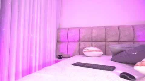 Snapshot of katy_rios_ chatting on November 14, 2025, 11:53 am Katy online show from November 14, 2025, 11:53 am