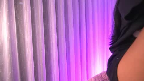 Snapshot of katy_rios_ chatting on December 3, 2025, 11:52 am Katy online show from December 3, 2025, 11:52 am