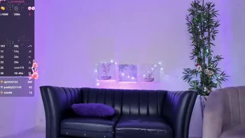Snapshot of katya_rogerss chatting on December 21, 2024, 3:25 am katya online show from December 21, 2024, 3:25 am