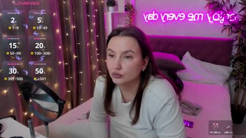 Snapshot of katyaneilson chatting on February 20, 2025, 7:12 am Kate online show from February 20, 2025, 7:12 am