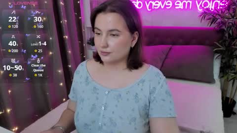 Snapshot of katyaneilson chatting on October 3, 2025, 5:59 am Kate online show from October 3, 2025, 5:59 am