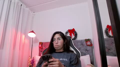 KATY online show from December 30, 2024, 8:47 pm