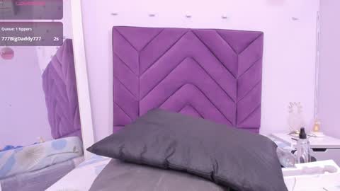 KATY online show from December 29, 2024, 2:17 am