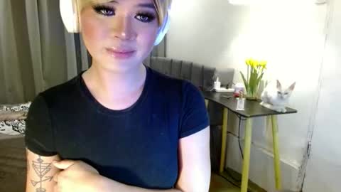 Snapshot of katykiat chatting on November 28, 2025, 7:11 am katykiat online show from November 28, 2025, 7:11 am