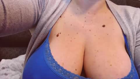 Katy online show from December 9, 2024, 6:12 am