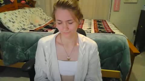 Katy online show from February 13, 2025, 5:16 am