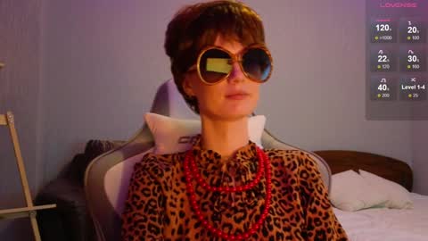 Katy online show from December 17, 2024, 4:21 pm