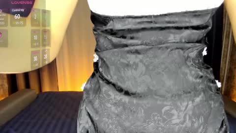 KatyxGold online show from February 26, 2025, 12:25 pm