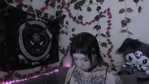 Snapshot of kawai_kittypussy chatting on September 23, 2025, 7:00 am Mia online show from September 23, 2025, 7:00 am