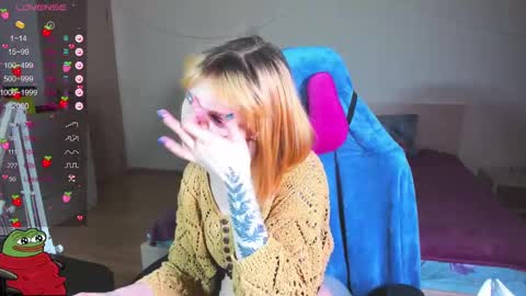 Kira-chan  online show from January 19, 2025, 11:12 am