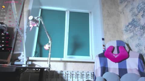 Kira-chan  online show from September 12, 2025, 10:04 am