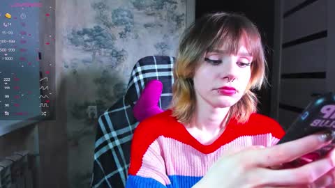 Kira-chan  online show from October 28, 2025, 11:25 am