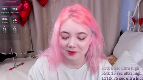 Snapshot of kawaii_yuki chatting on February 13, 2025, 8:38 am Yuki  online show from February 13, 2025, 8:38 am