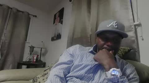 kaylee kakes online show from March 2, 2025, 12:31 am