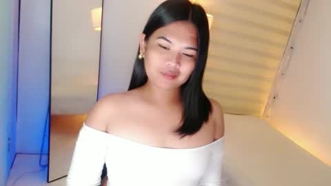 Snapshot of kayleepinay chatting on February 10, 2025, 5:03 am Y O U R F U T U R E K A Y L E E online show from February 10, 2025, 5:03 am