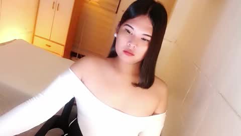 Snapshot of kayleepinay chatting on October 6, 2025, 6:38 pm Y O U R F U T U R E K A Y L E E online show from October 6, 2025, 6:38 pm