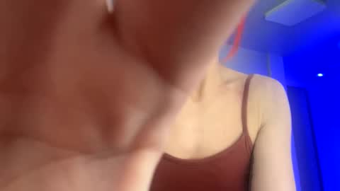 kayleerider32 online show from September 26, 2025, 6:23 pm