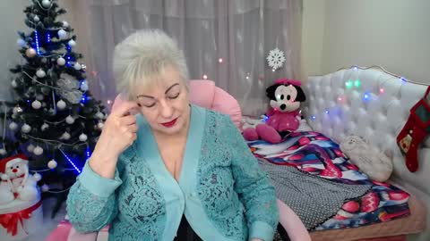 kaylesmoll online show from January 17, 2025, 11:18 pm