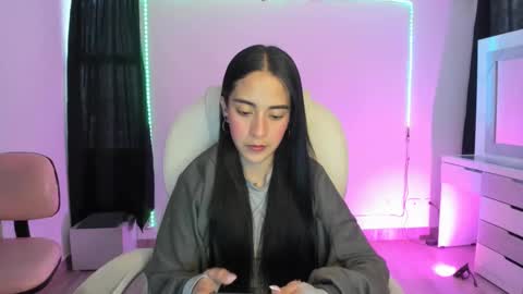 kaylie online show from December 18, 2024, 10:24 pm