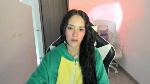 kaylie online show from October 14, 2025, 11:00 am