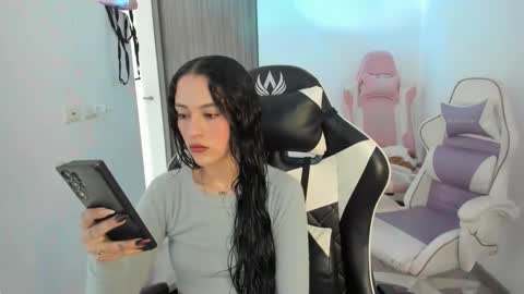 kaylie online show from December 5, 2025, 7:10 pm