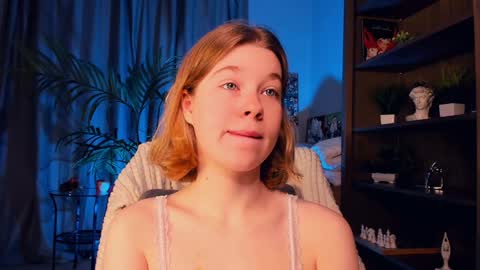 Snapshot of kaylisse chatting on September 21, 2025, 9:38 pm Hi Im Arina 3 online show from September 21, 2025, 9:38 pm