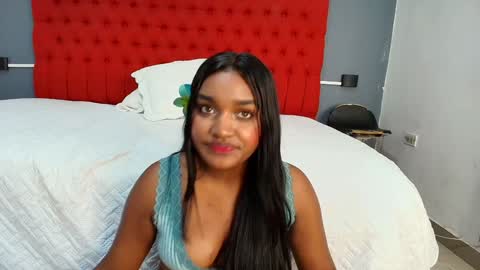 Snapshot of kayna_gomez chatting on December 29, 2024, 10:47 pm Kayna online show from December 29, 2024, 10:47 pm