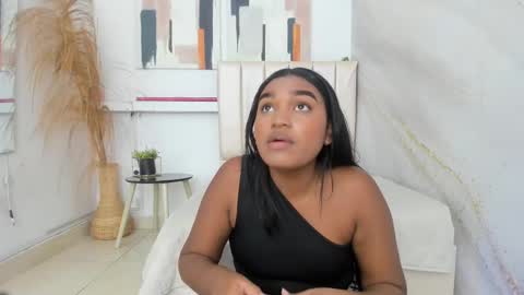 Snapshot of kayna_gomez chatting on February 9, 2025, 7:52 pm Kayna online show from February 9, 2025, 7:52 pm