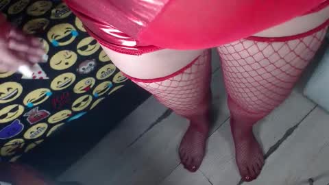 KAZSANDRAH online show from October 31, 2025, 5:41 am