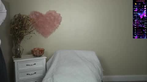 EliandKylie online show from February 16, 2025, 3:26 am