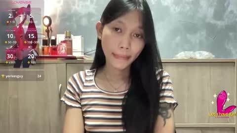 Its me Cora online show from October 3, 2025, 4:53 am