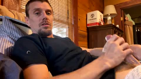 Snapshot of kcdowdy90 chatting on December 15, 2024, 1:43 pm rowdy6969 online show from December 15, 2024, 1:43 pm