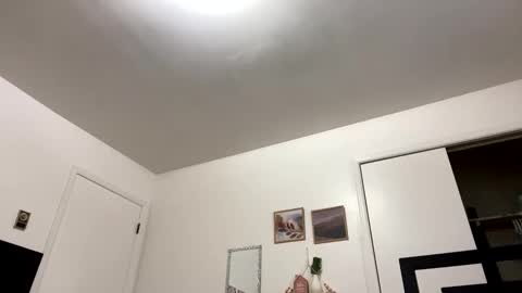 Snapshot of kcdowdy90 chatting on February 16, 2025, 2:32 pm rowdy6969 online show from February 16, 2025, 2:32 pm