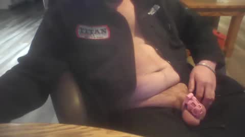 kchristi325 online show from February 2, 2025, 9:45 pm