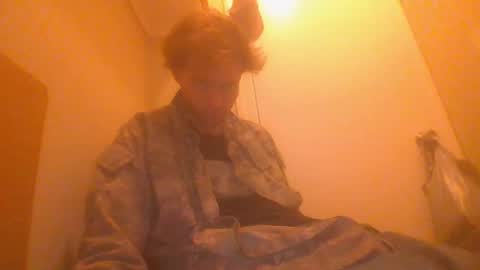 Snapshot of kdogluke chatting on March 2, 2025, 5:36 pm kdogluke online show from March 2, 2025, 5:36 pm