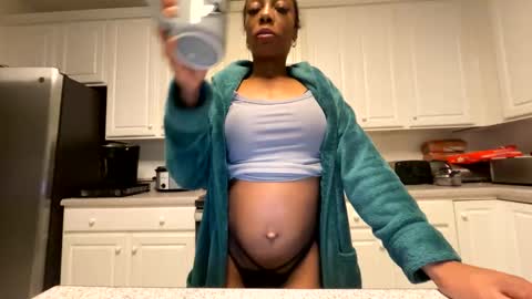 Snapshot of keephimcum69me chatting on February 12, 2025, 1:41 am Keephimcum69me online show from February 12, 2025, 1:41 am