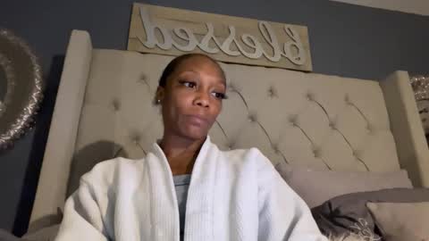 Snapshot of keephimcum69me chatting on December 14, 2025, 10:42 am Keephimcum69me online show from December 14, 2025, 10:42 am