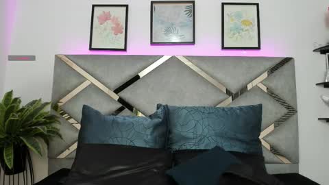 Snapshot of keidy_rose chatting on November 3, 2025, 7:04 pm Keidy Monday to Saturday from 200 pm to 810pm UTC-5 Colombia Time online show from November 3, 2025, 7:04 pm