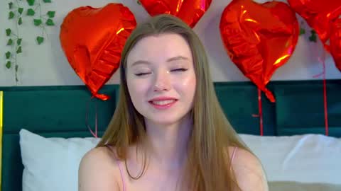 Snapshot of keiraace chatting on February 14, 2025, 3:11 am Keira online show from February 14, 2025, 3:11 am