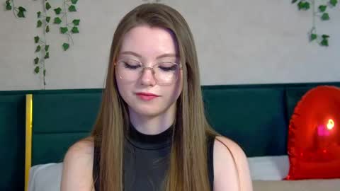 Snapshot of keiraace chatting on February 15, 2025, 7:17 pm Keira online show from February 15, 2025, 7:17 pm