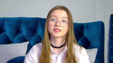 Snapshot of keiraace chatting on February 21, 2025, 4:07 am Keira online show from February 21, 2025, 4:07 am