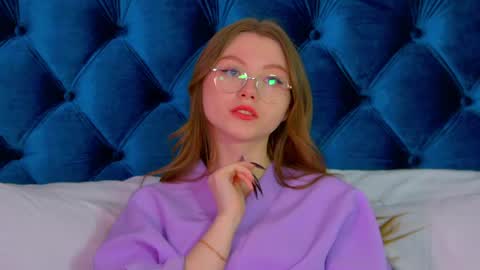 Snapshot of keiraace chatting on February 25, 2025, 9:42 am Keira online show from February 25, 2025, 9:42 am