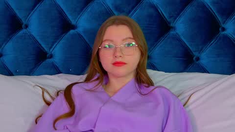 Snapshot of keiraace chatting on February 25, 2025, 3:49 pm Keira online show from February 25, 2025, 3:49 pm