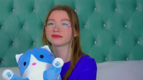 Snapshot of keiraace chatting on March 5, 2025, 9:48 pm Keira online show from March 5, 2025, 9:48 pm