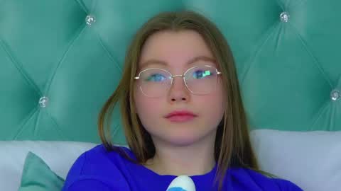 Snapshot of keiraace chatting on March 6, 2025, 4:08 am Keira online show from March 6, 2025, 4:08 am