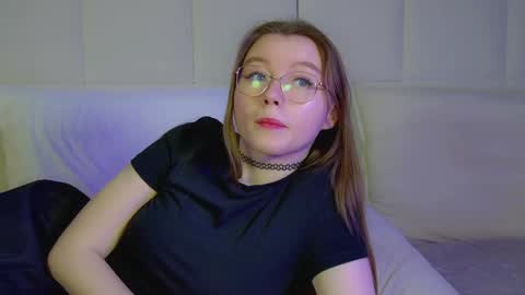 Snapshot of keiraace chatting on March 6, 2025, 9:09 pm Keira online show from March 6, 2025, 9:09 pm