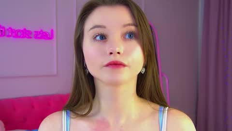 Snapshot of keiraace chatting on November 9, 2025, 6:17 pm Keira online show from November 9, 2025, 6:17 pm