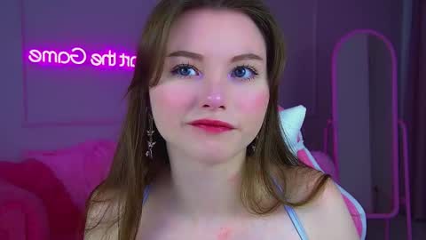 Snapshot of keiraace chatting on November 11, 2025, 6:19 pm Keira online show from November 11, 2025, 6:19 pm